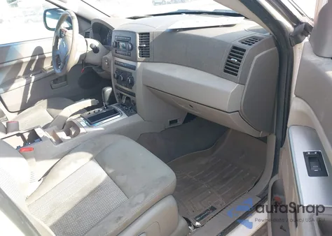 2007 Jeep Grand Cherokee Laredo z USA, uszkodzony, nr VIN 1J8GR48K57C531746